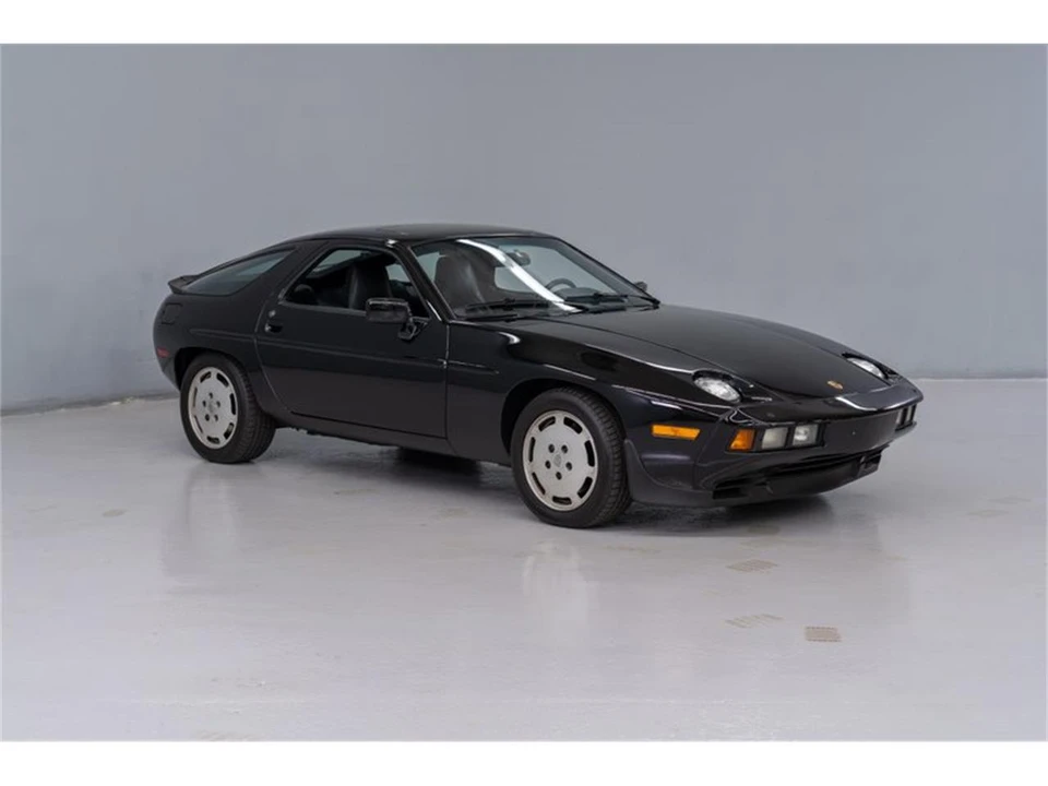 1986 Porsche 928 S - Image 8 of 31