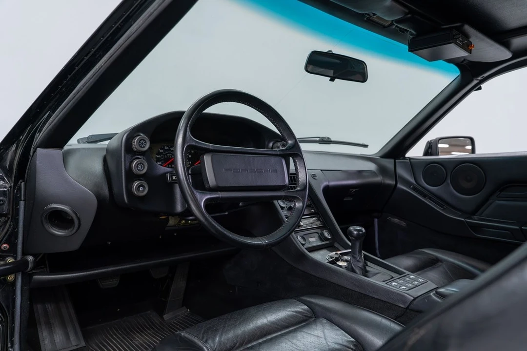 1986 Porsche 928 S - Image 13 of 31