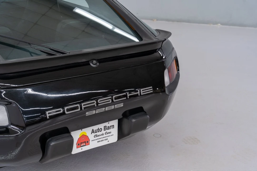1986 Porsche 928 S - Image 27 of 31