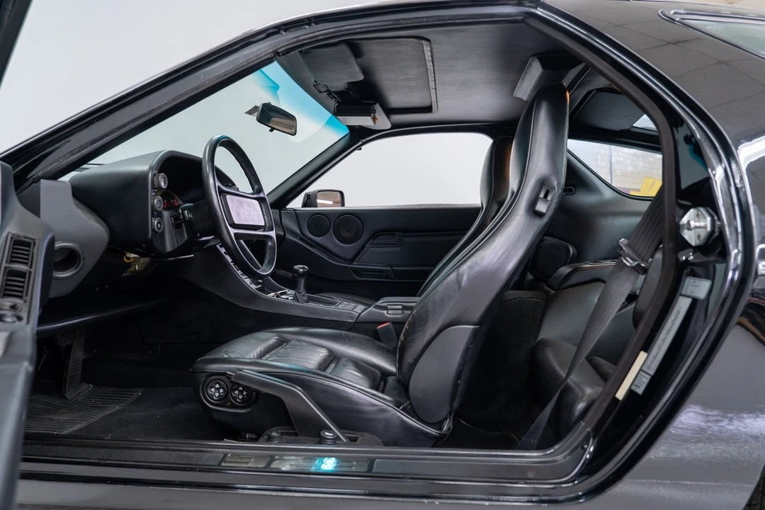 1986 Porsche 928 S - Image 14 of 31