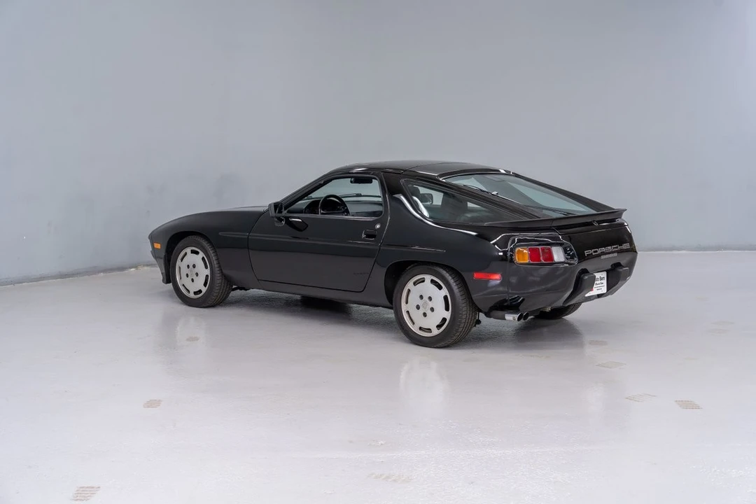 1986 Porsche 928 S - Image 4 of 31
