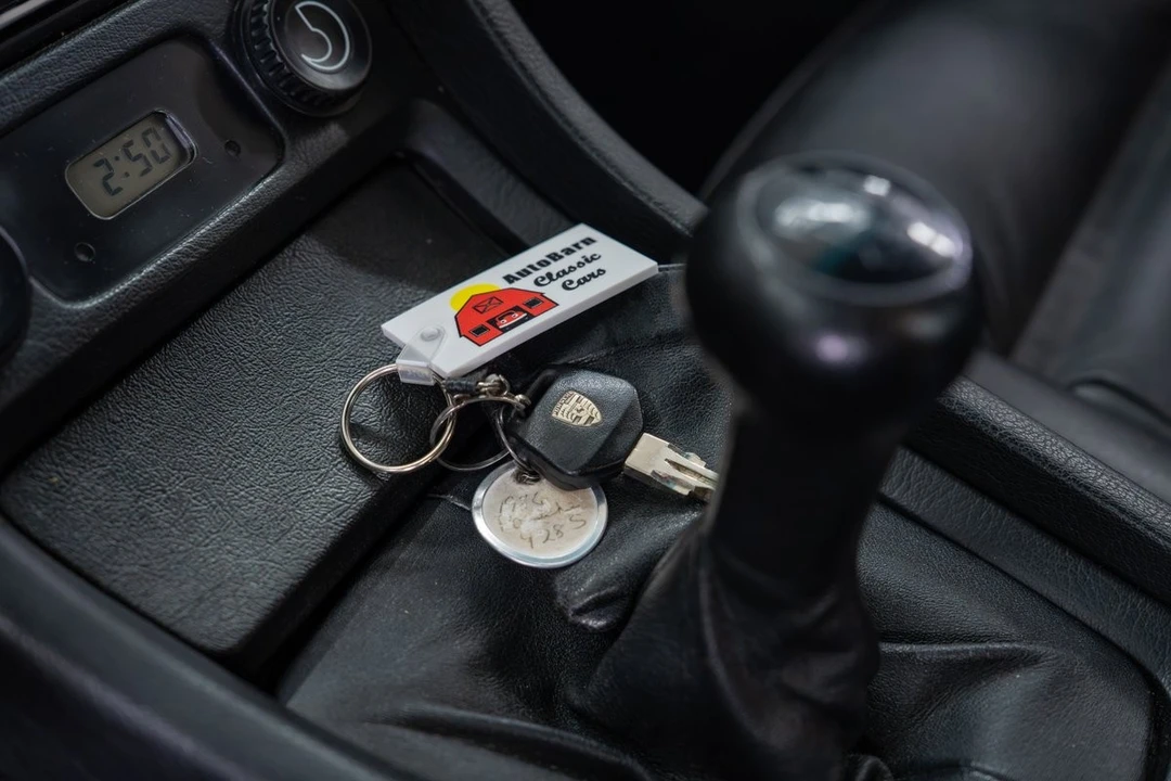 1986 Porsche 928 S - Image 17 of 31
