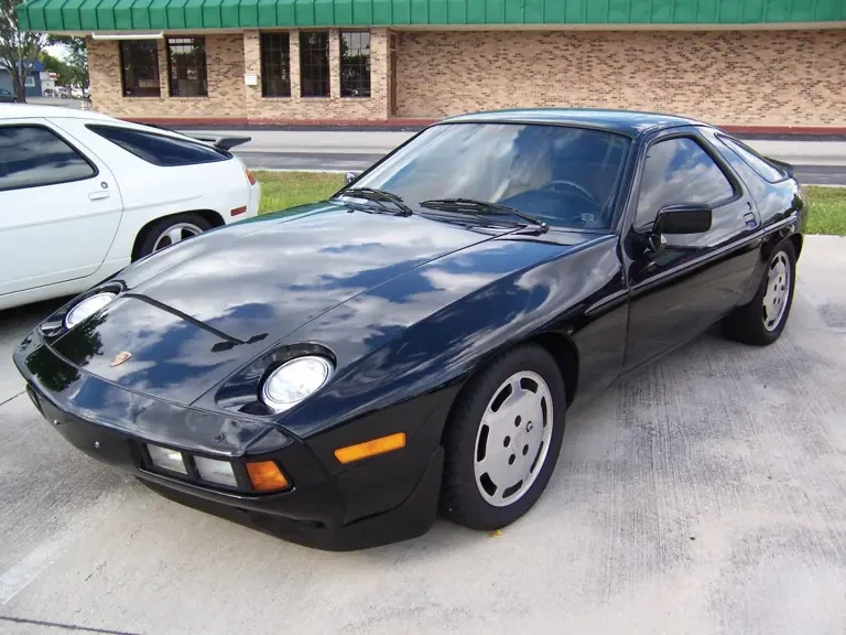 1986 Porsche 928 S - Image 2 of 2
