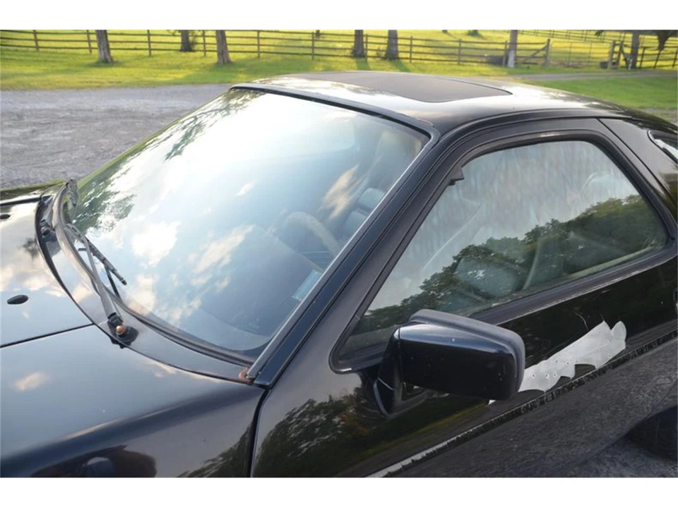 1986 Porsche 928 S - Image 16 of 31