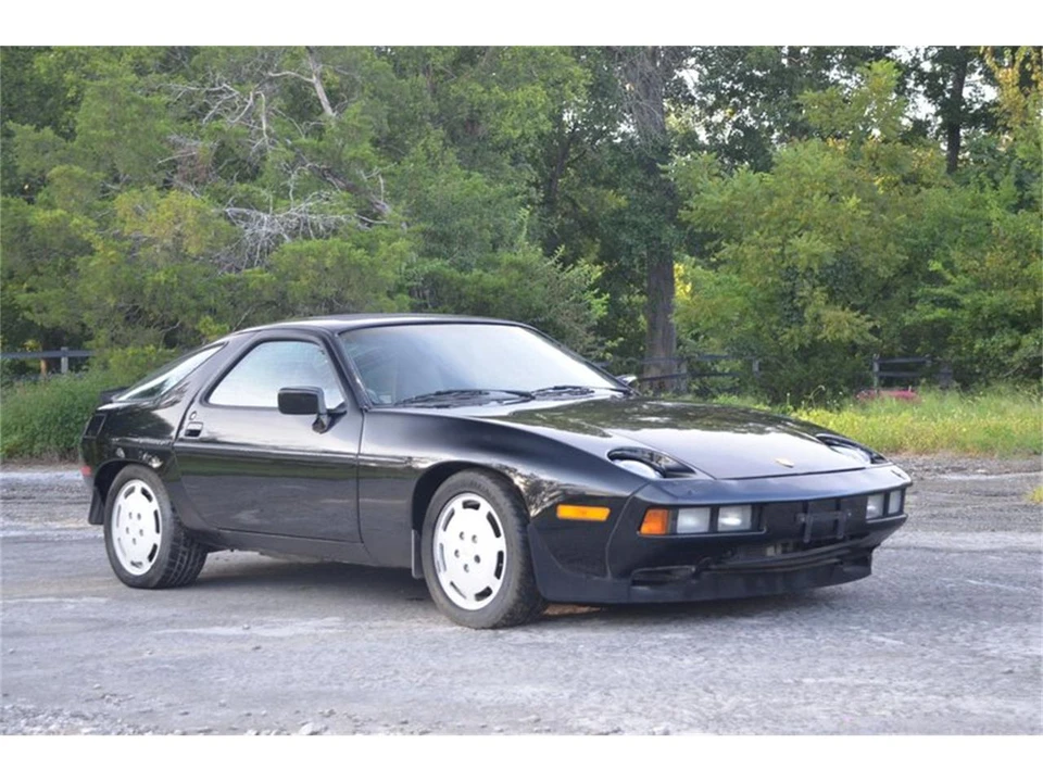 1986 Porsche 928 S - Image 2 of 31