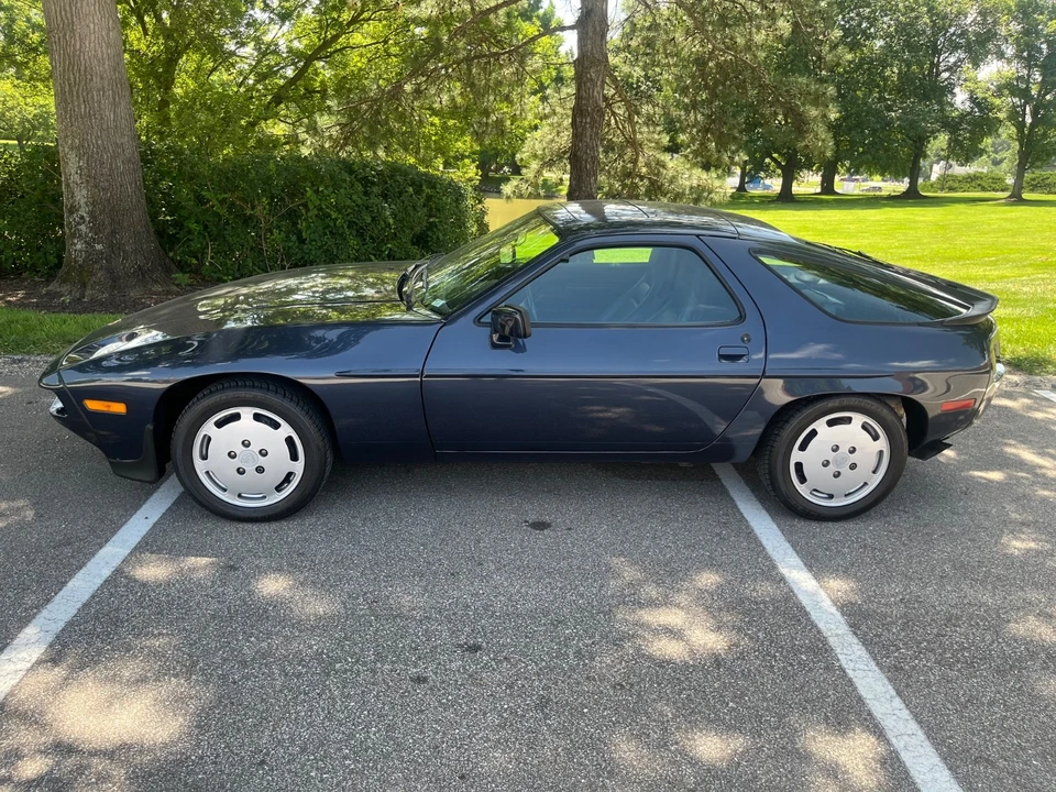 1986 Porsche 928 S - Image 3 of 30