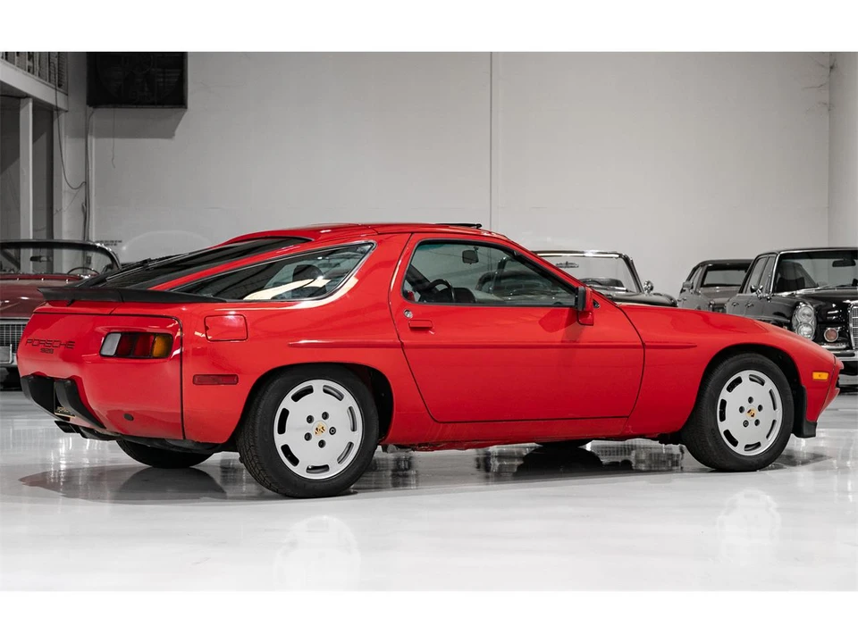 1986 Porsche 928 S - Image 5 of 31