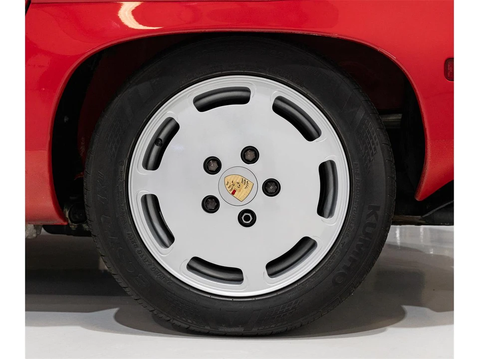 1986 Porsche 928 S - Image 13 of 31