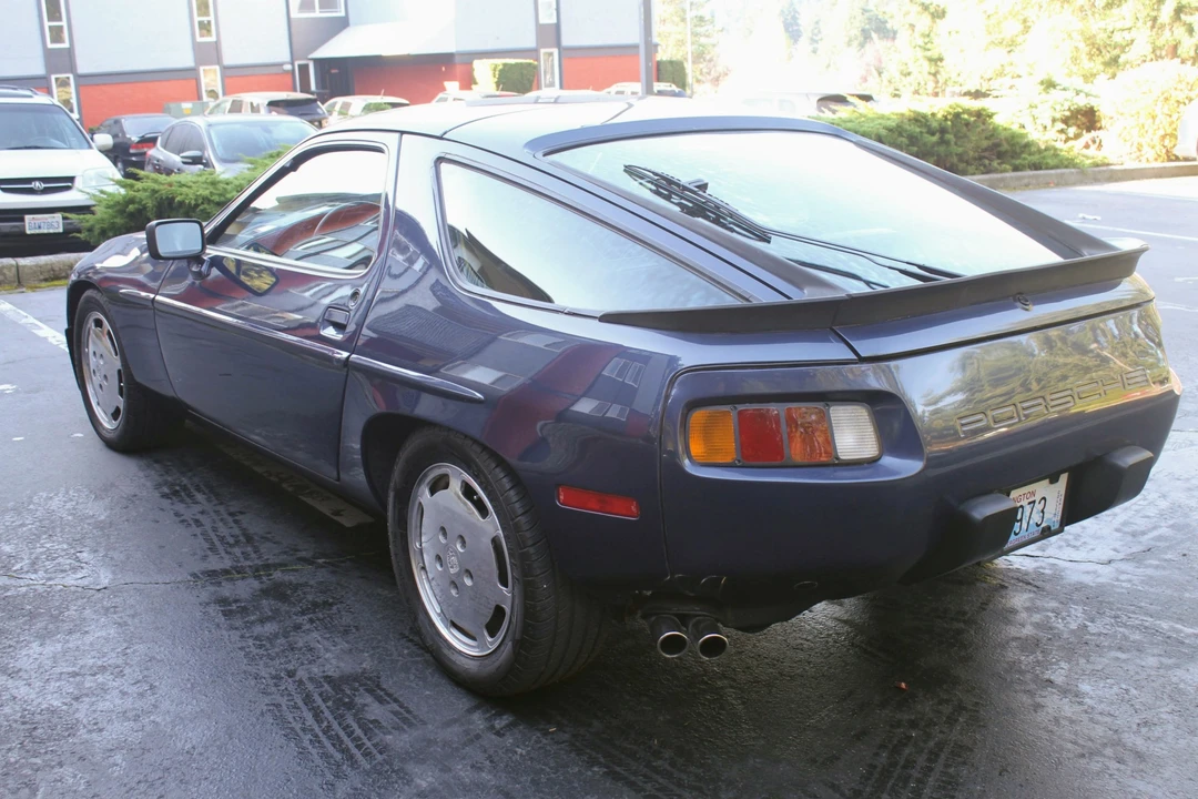 1986 Porsche 928 S - Image 17 of 31