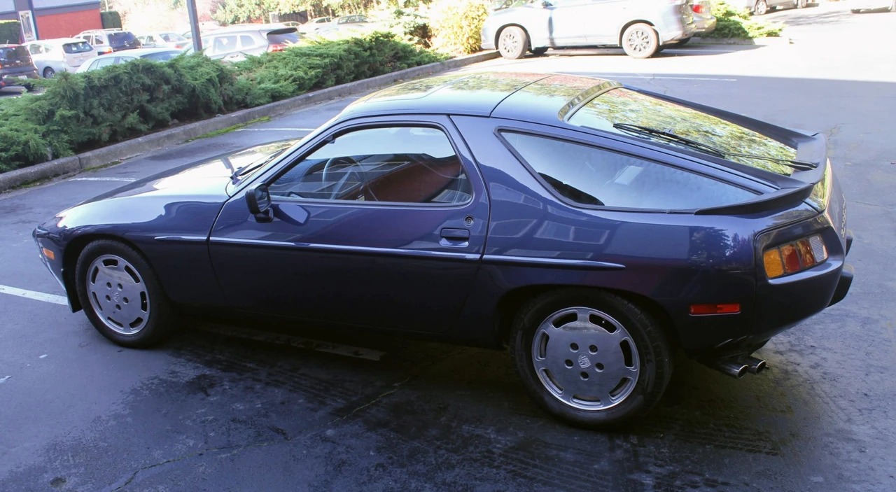 1986 Porsche 928 S - Image 10 of 31