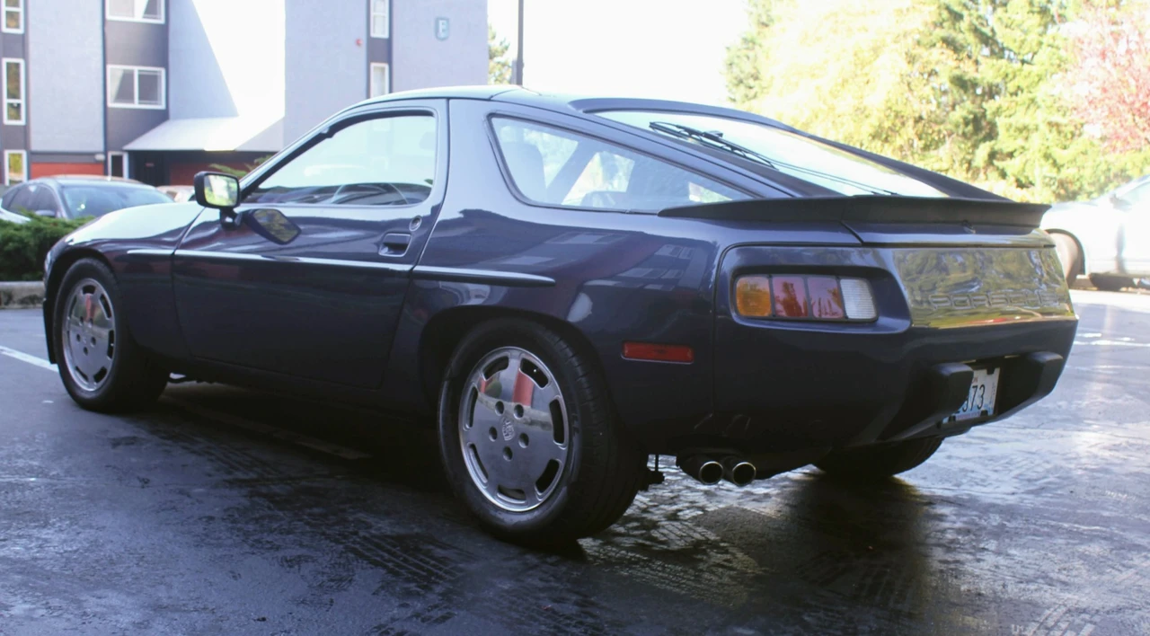 1986 Porsche 928 S - Image 14 of 31