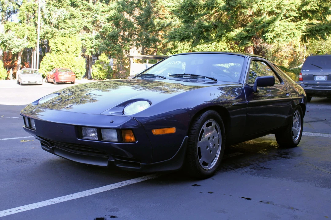 1986 Porsche 928 S - Image 2 of 31