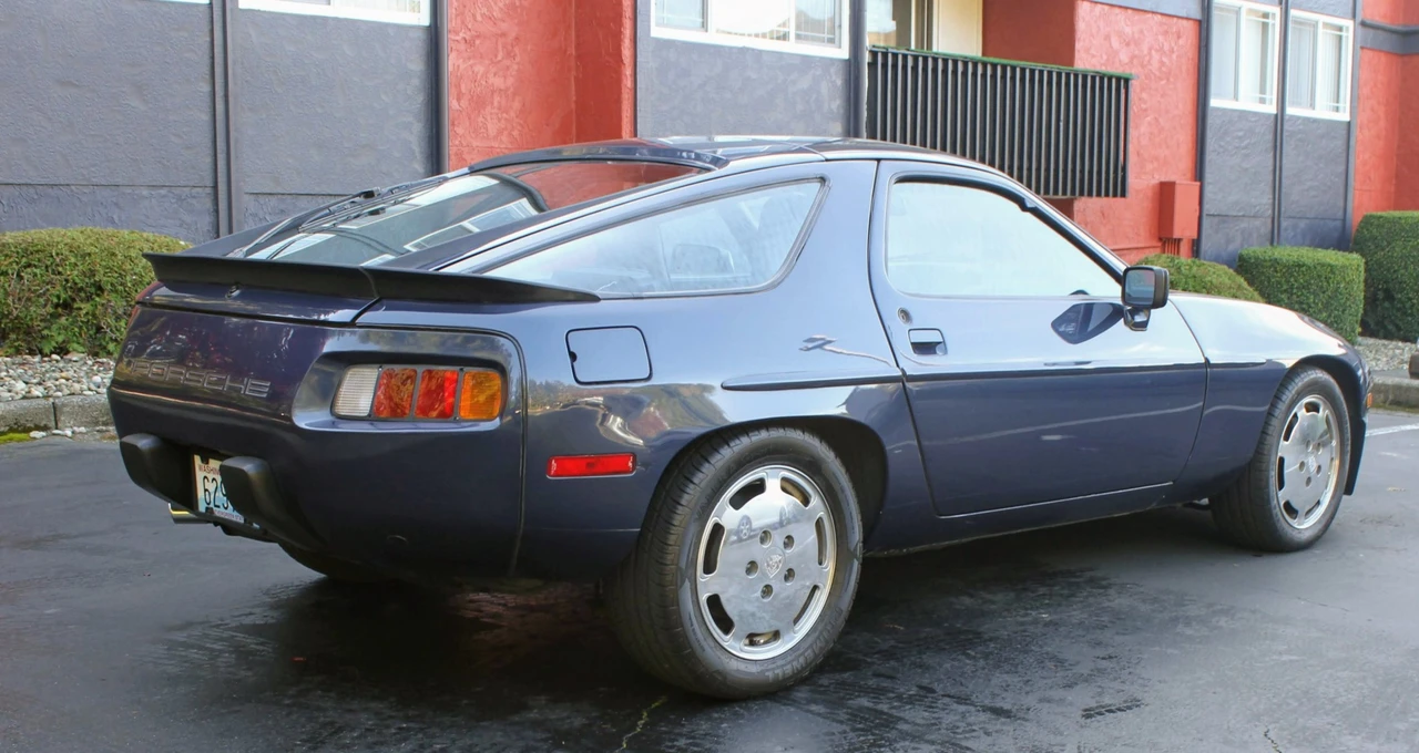 1986 Porsche 928 S - Image 22 of 31