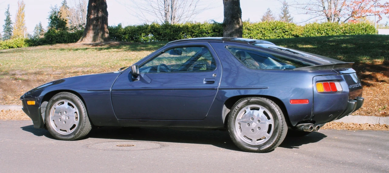 1986 Porsche 928 S - Image 11 of 31