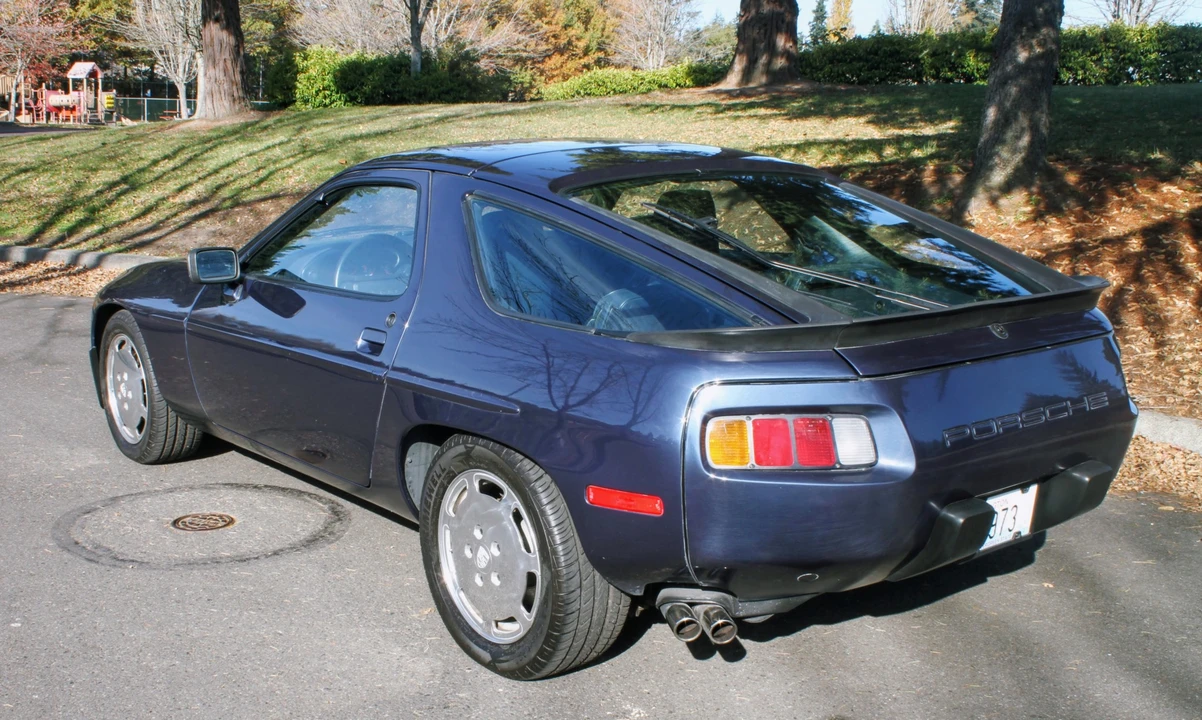 1986 Porsche 928 S - Image 16 of 31