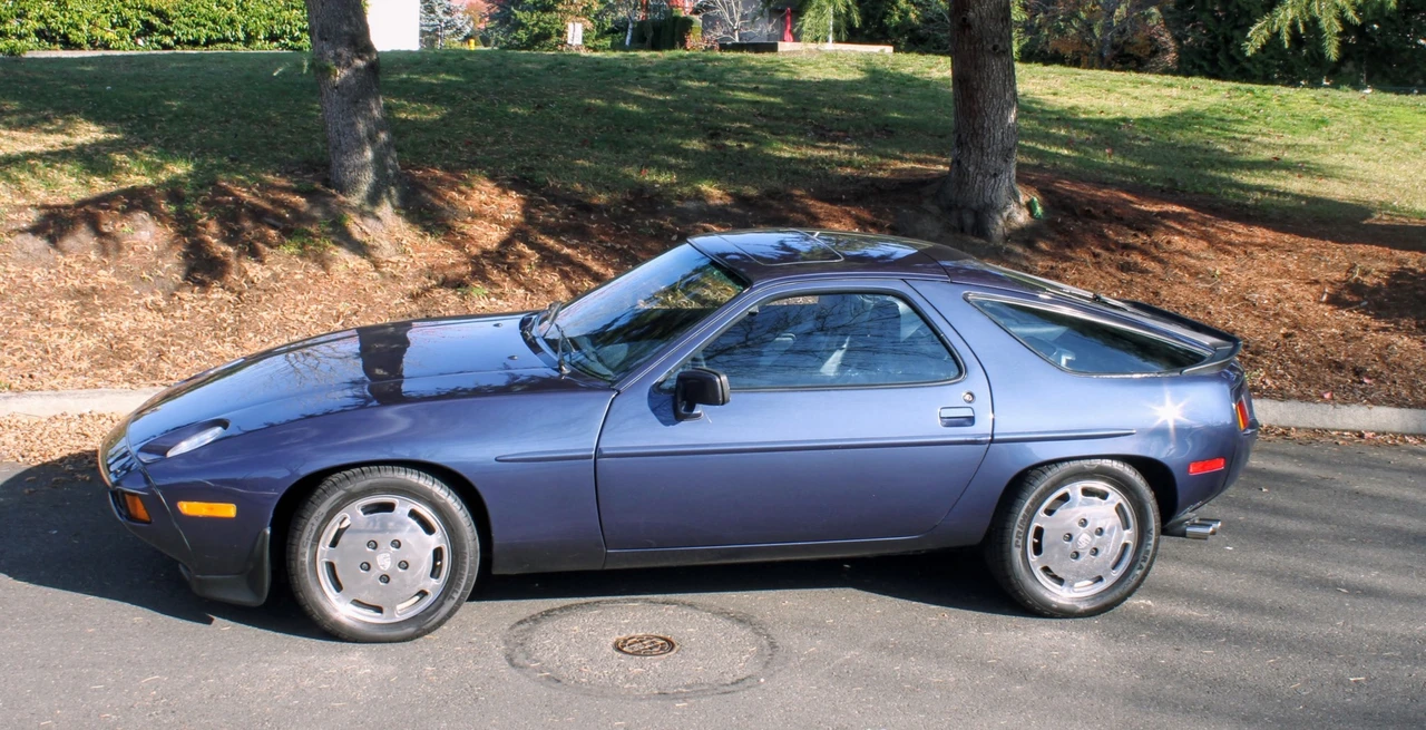 1986 Porsche 928 S - Image 9 of 31