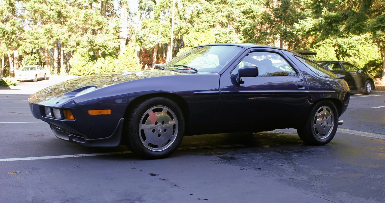 1986 Porsche 928 S - Image 8 of 31
