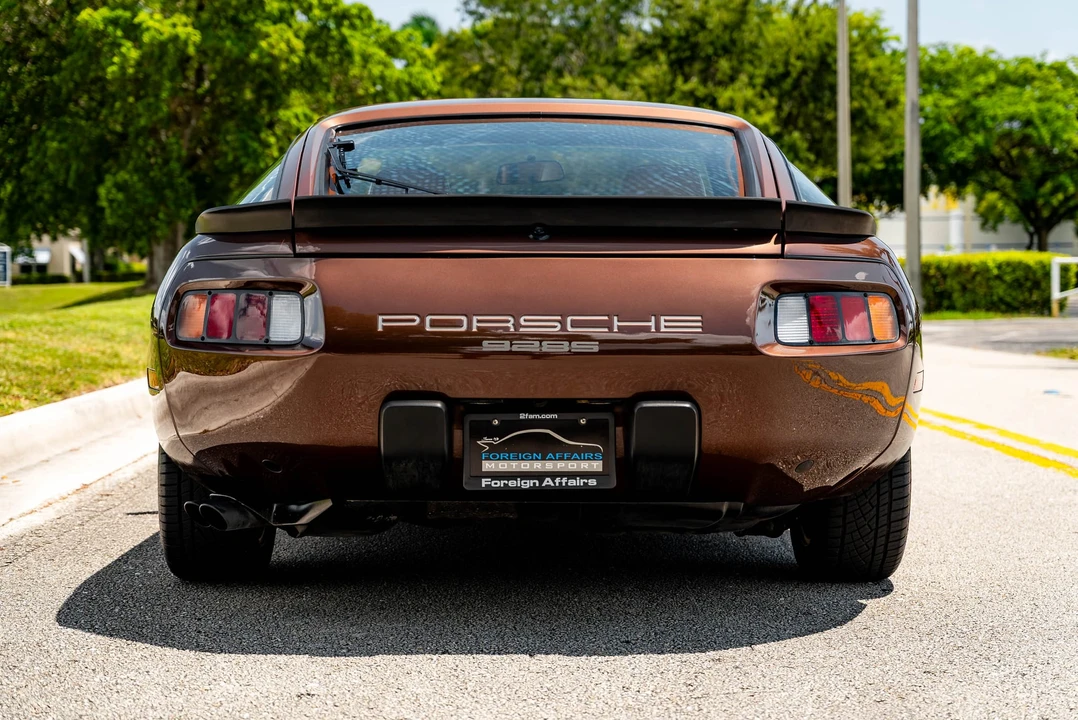 1986 Porsche 928 S - Image 7 of 31