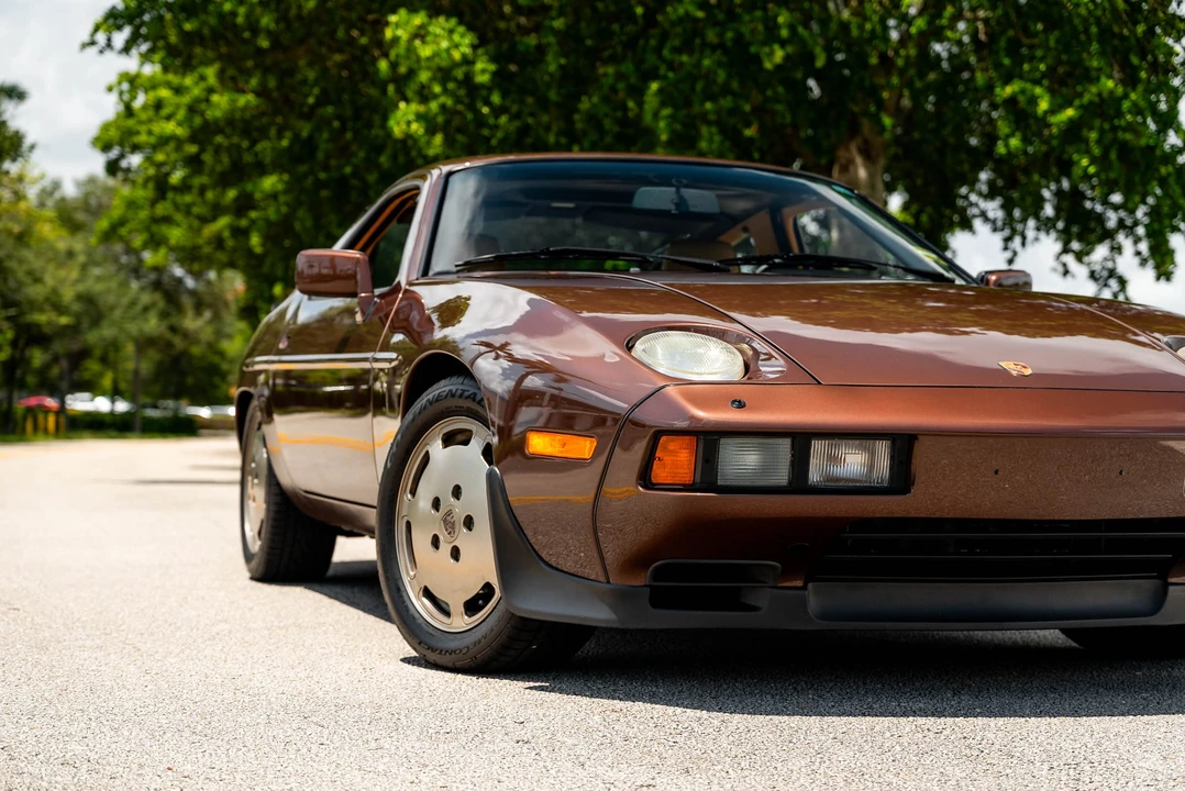 1986 Porsche 928 S - Image 17 of 31