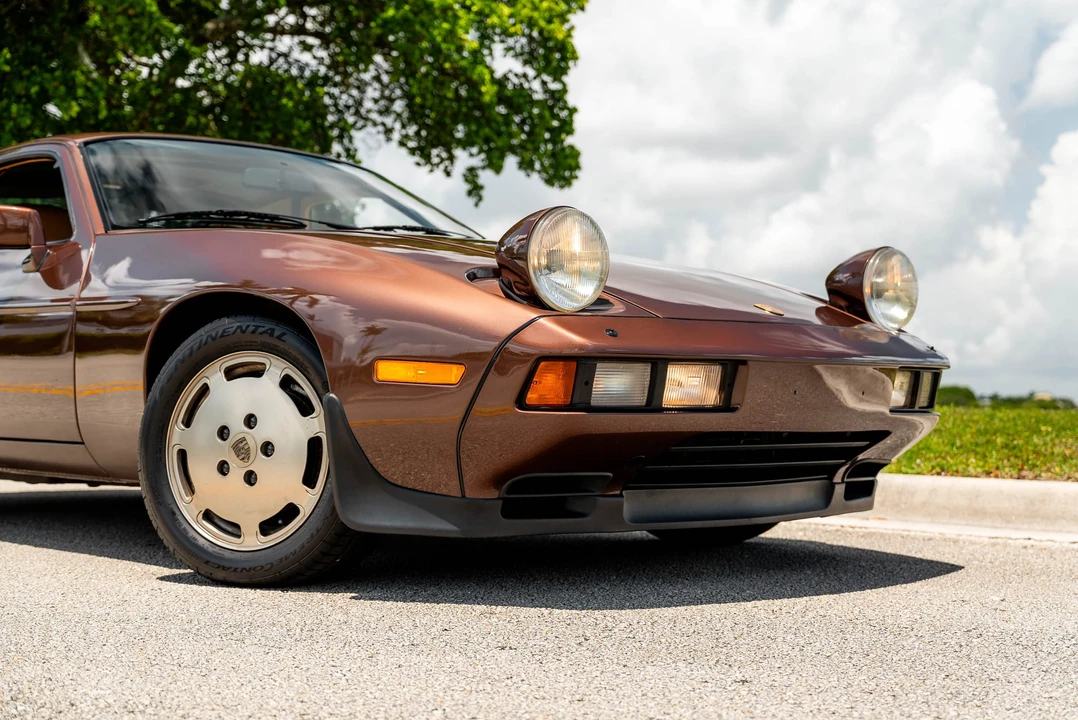 1986 Porsche 928 S - Image 18 of 31