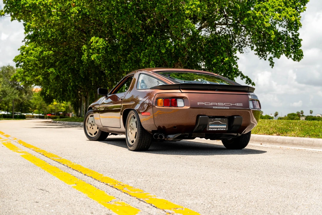 1986 Porsche 928 S - Image 6 of 31