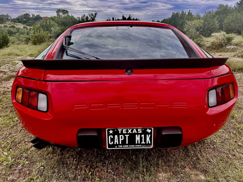 1986 Porsche 928 S - Image 7 of 31