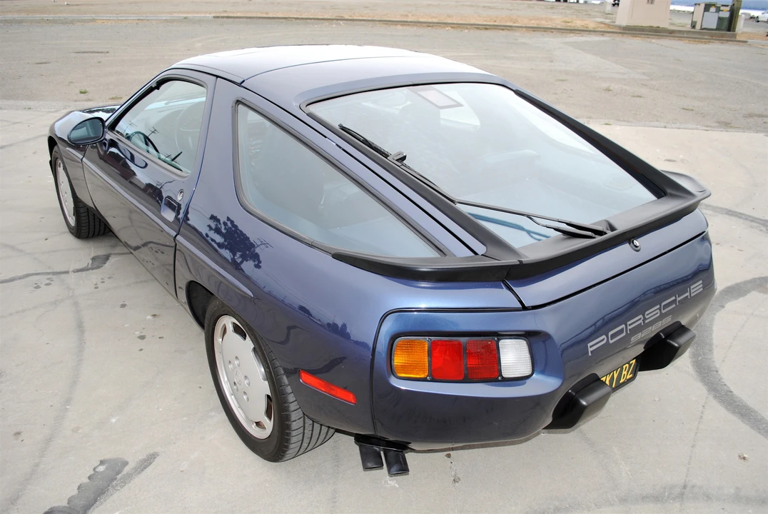 1986 Porsche 928 S - Image 14 of 31