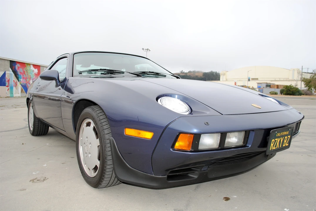 1986 Porsche 928 S - Image 13 of 31