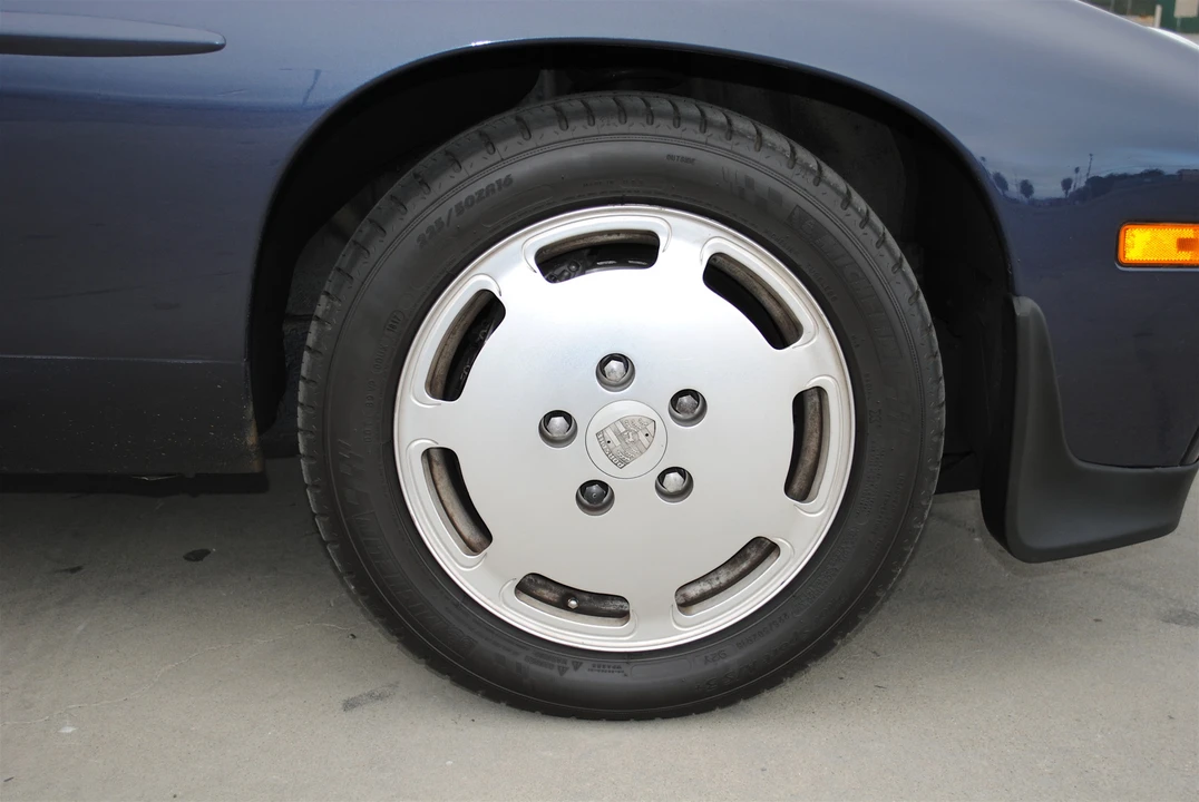 1986 Porsche 928 S - Image 28 of 31