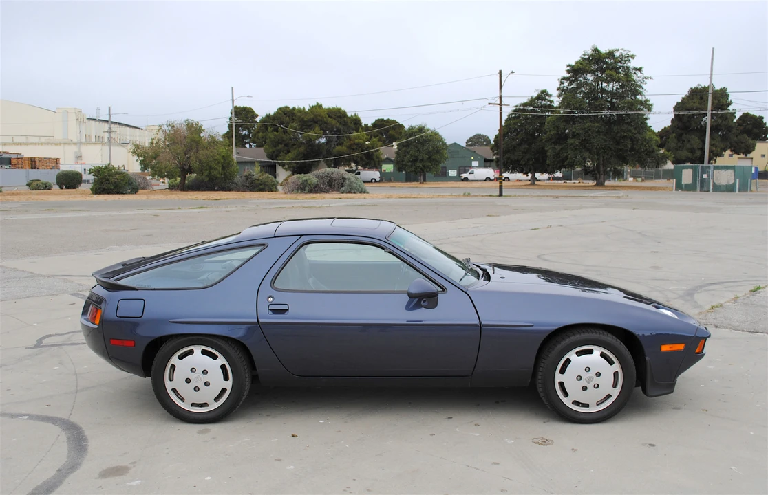 1986 Porsche 928 S - Image 7 of 31