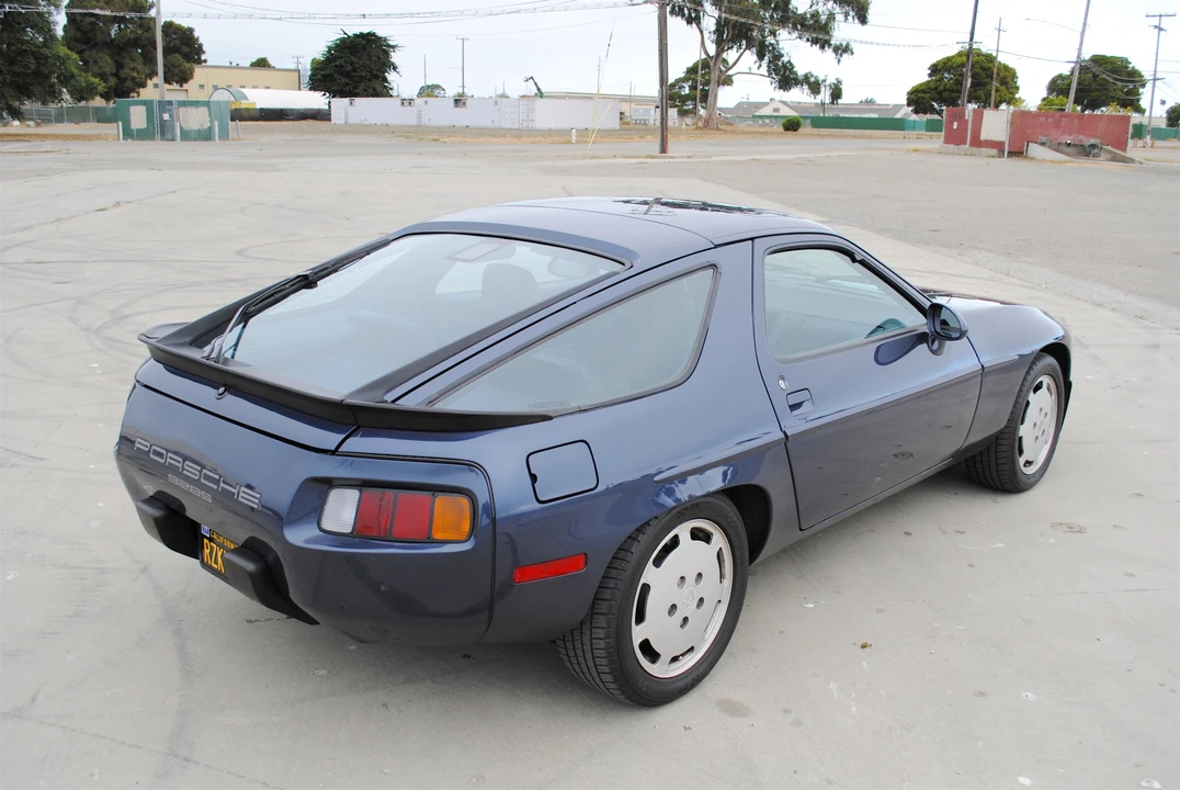 1986 Porsche 928 S - Image 6 of 31