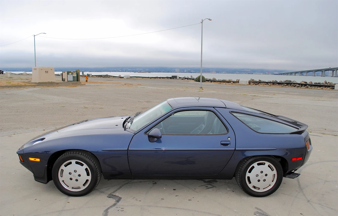 1986 Porsche 928 S - Image 3 of 31