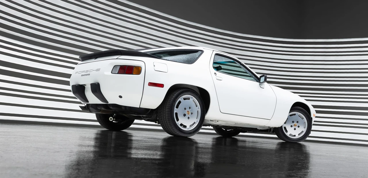 1986 Porsche 928 S - Image 3 of 31