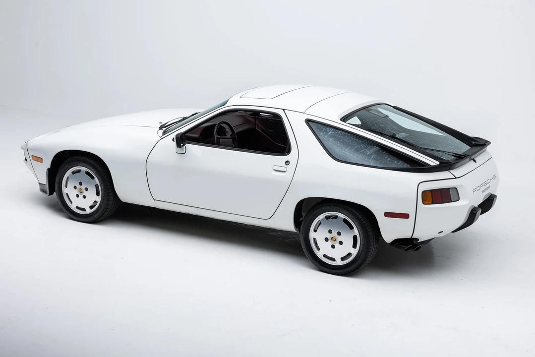 1986 Porsche 928 S - Image 27 of 31