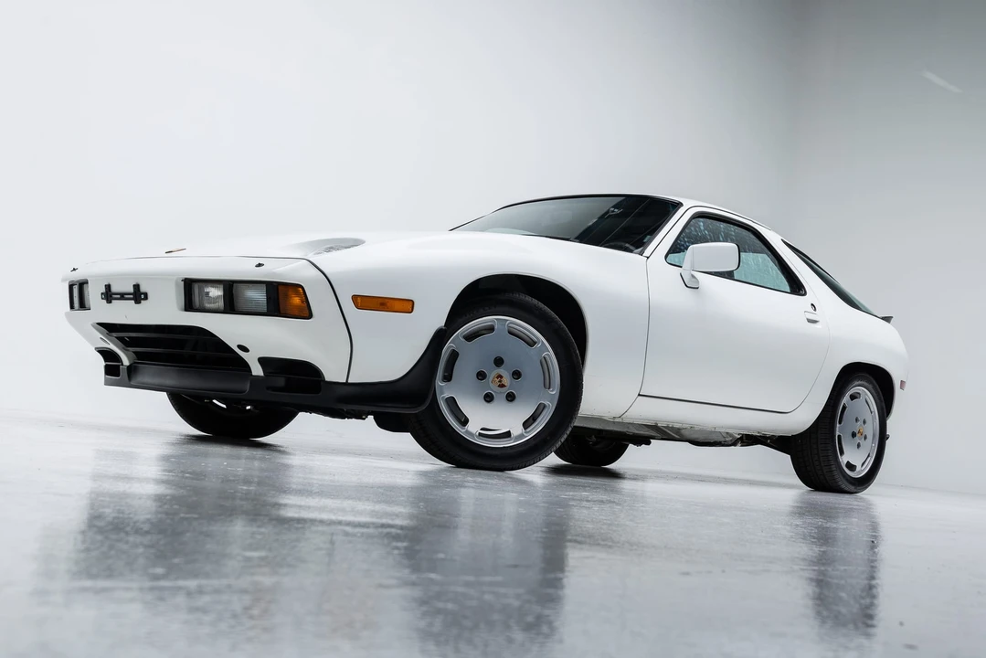 1986 Porsche 928 S - Image 6 of 31