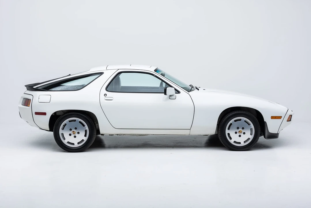 1986 Porsche 928 S - Image 15 of 31