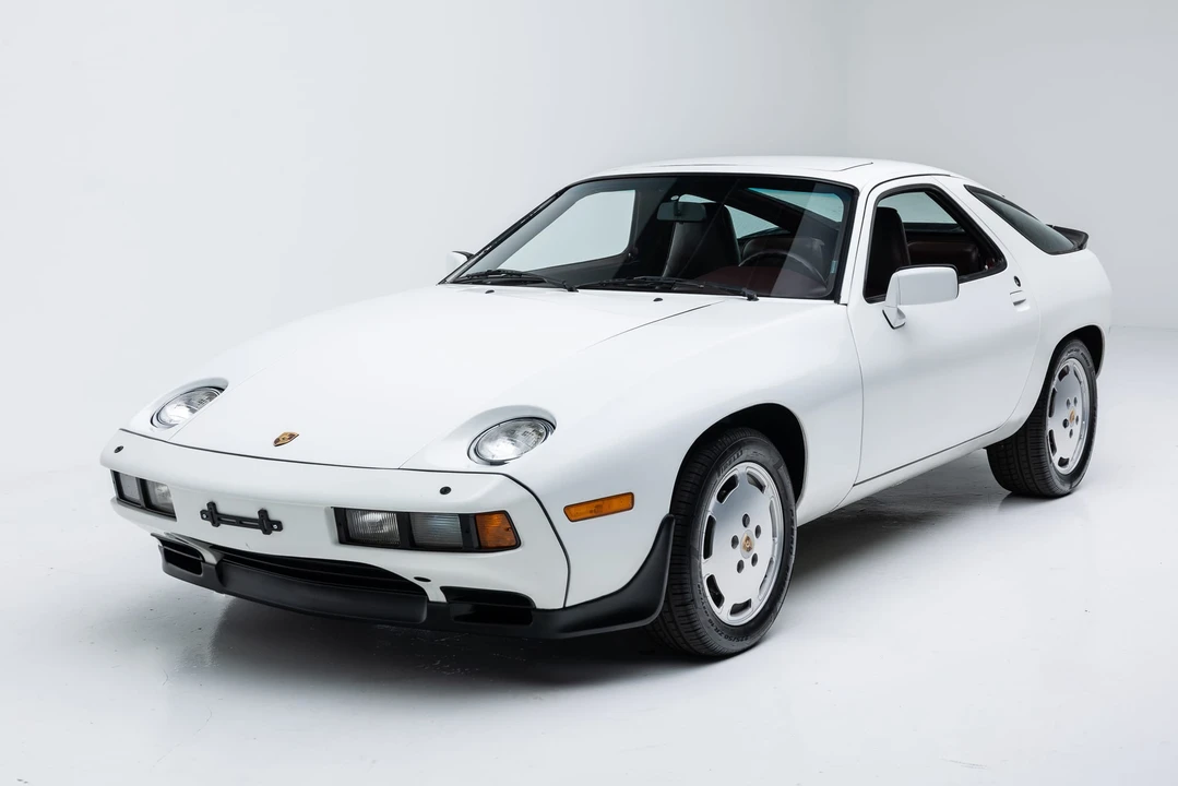 1986 Porsche 928 S - Image 8 of 31