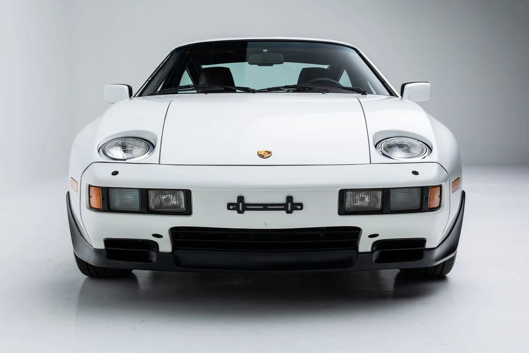 1986 Porsche 928 S - Image 10 of 31