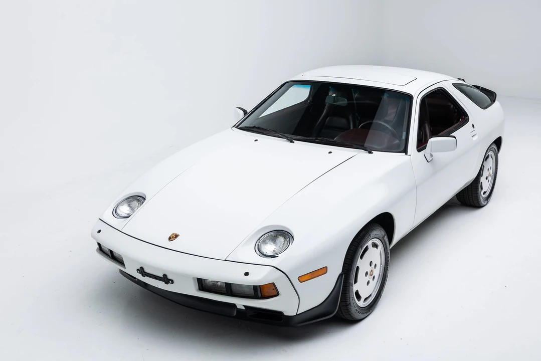 1986 Porsche 928 S - Image 4 of 31