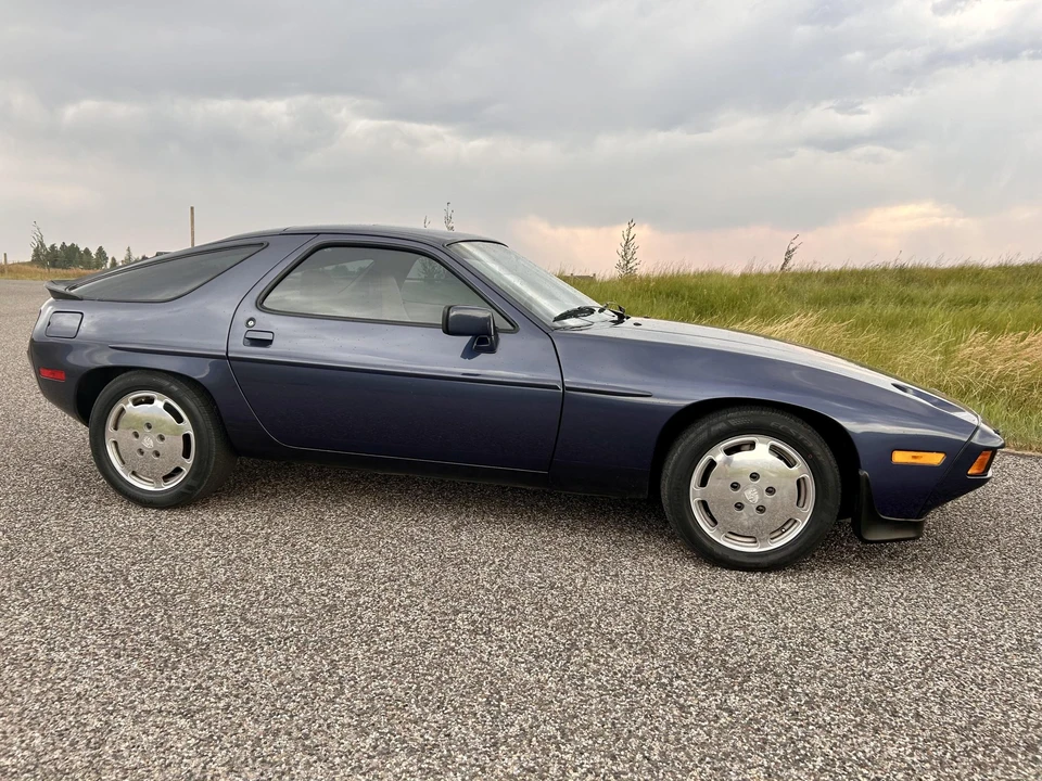 1986 Porsche 928 S - Image 14 of 31