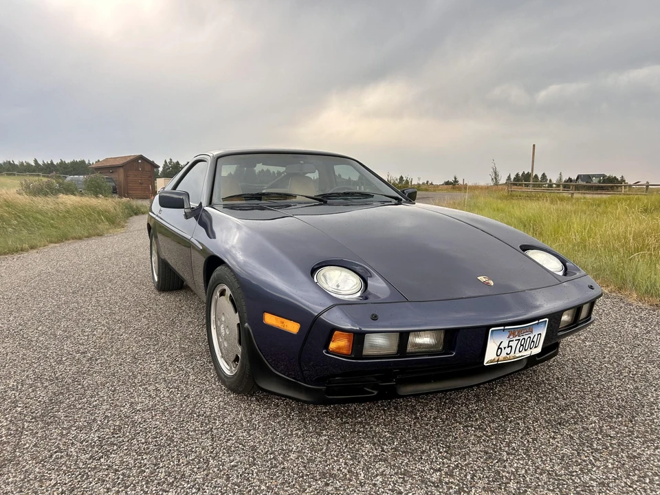 1986 Porsche 928 S - Image 12 of 31