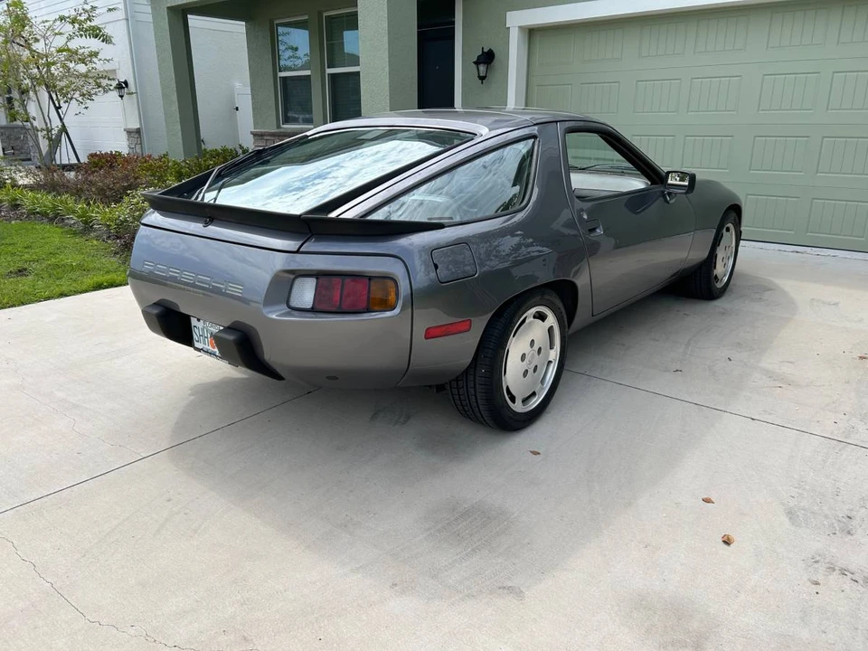 1986 Porsche 928 S - Image 3 of 15
