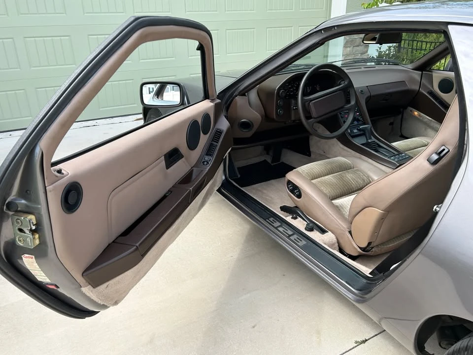 1986 Porsche 928 S - Image 8 of 14