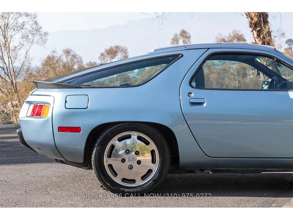 1986 Porsche 928 S - Image 15 of 31