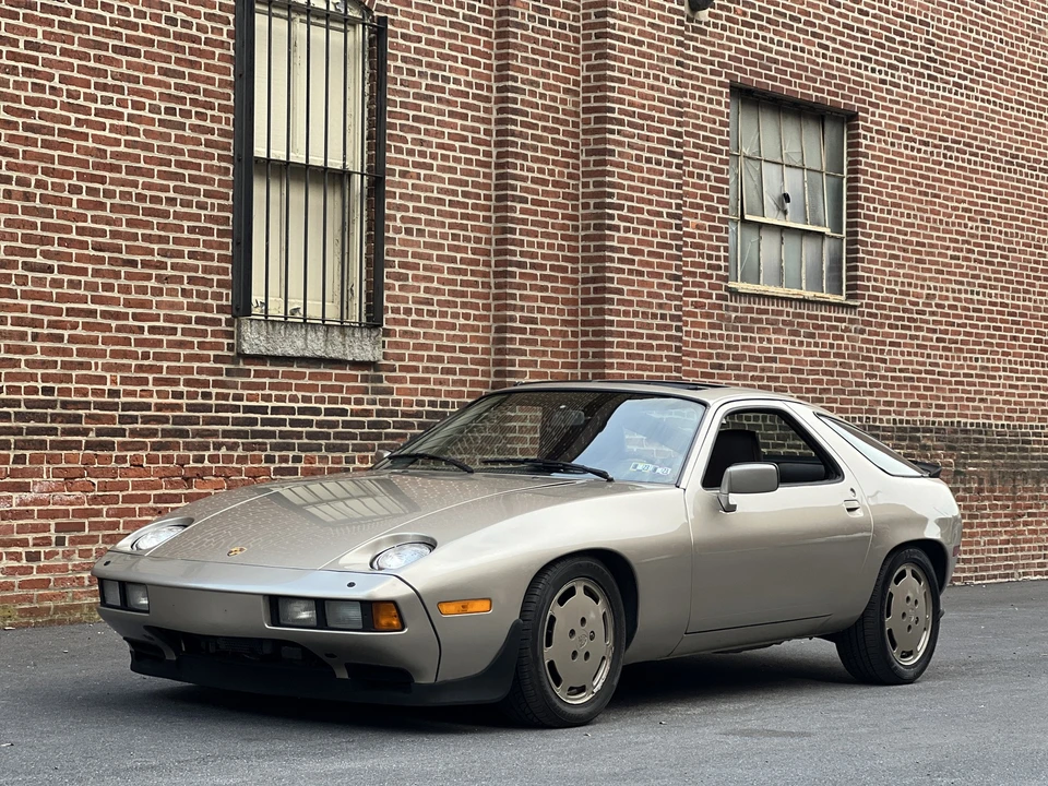 1986 Porsche 928 S - Image 21 of 31