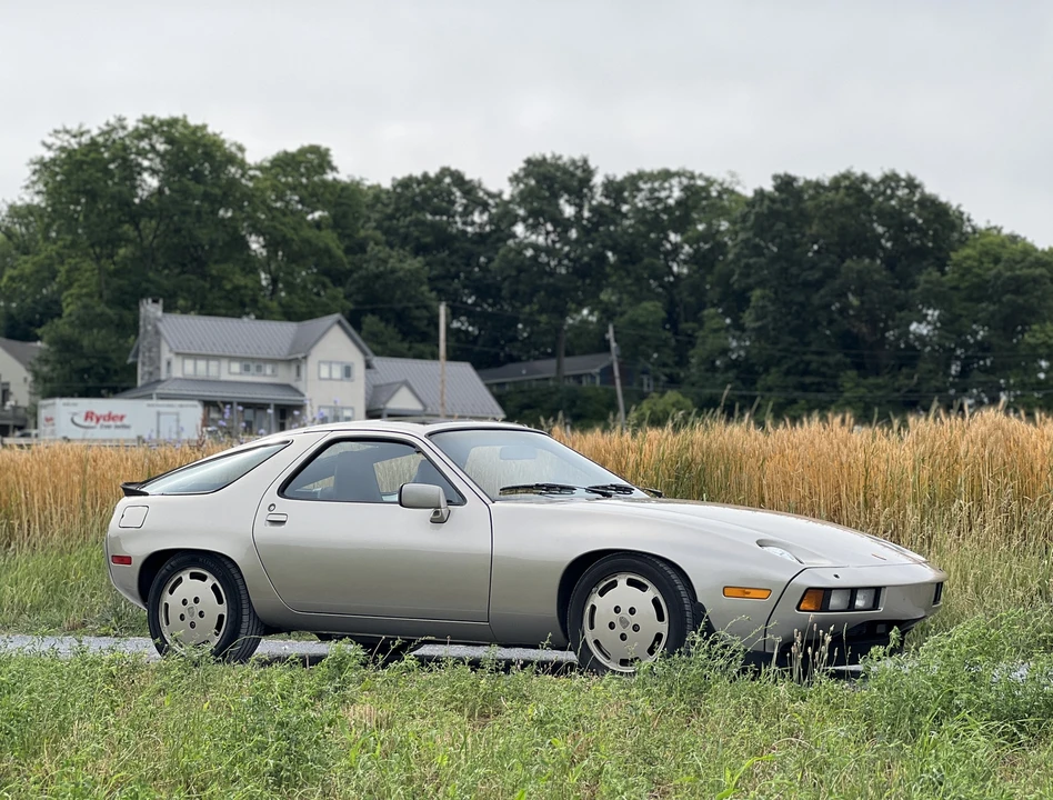1986 Porsche 928 S - Image 13 of 31