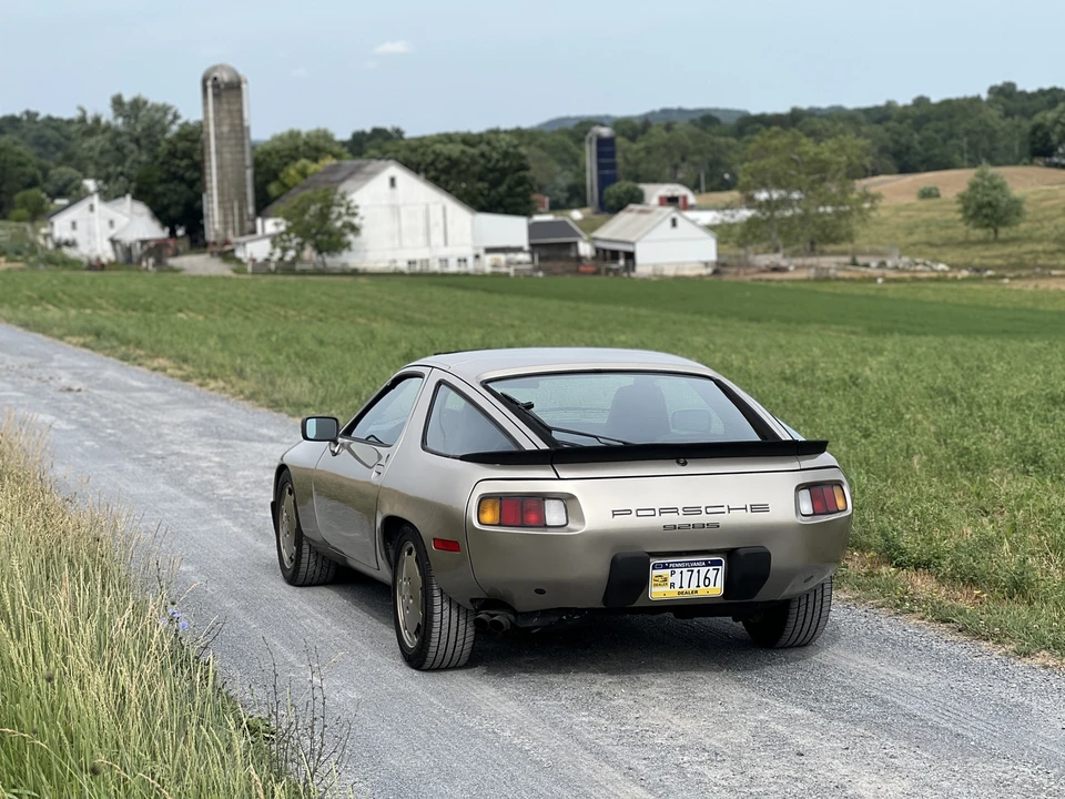 1986 Porsche 928 S - Image 5 of 31