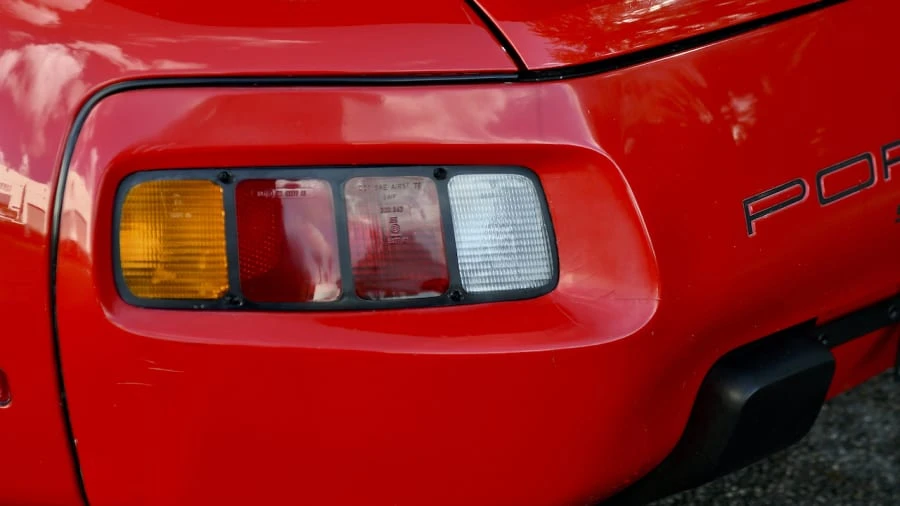 1986 Porsche 928 S - Image 23 of 29
