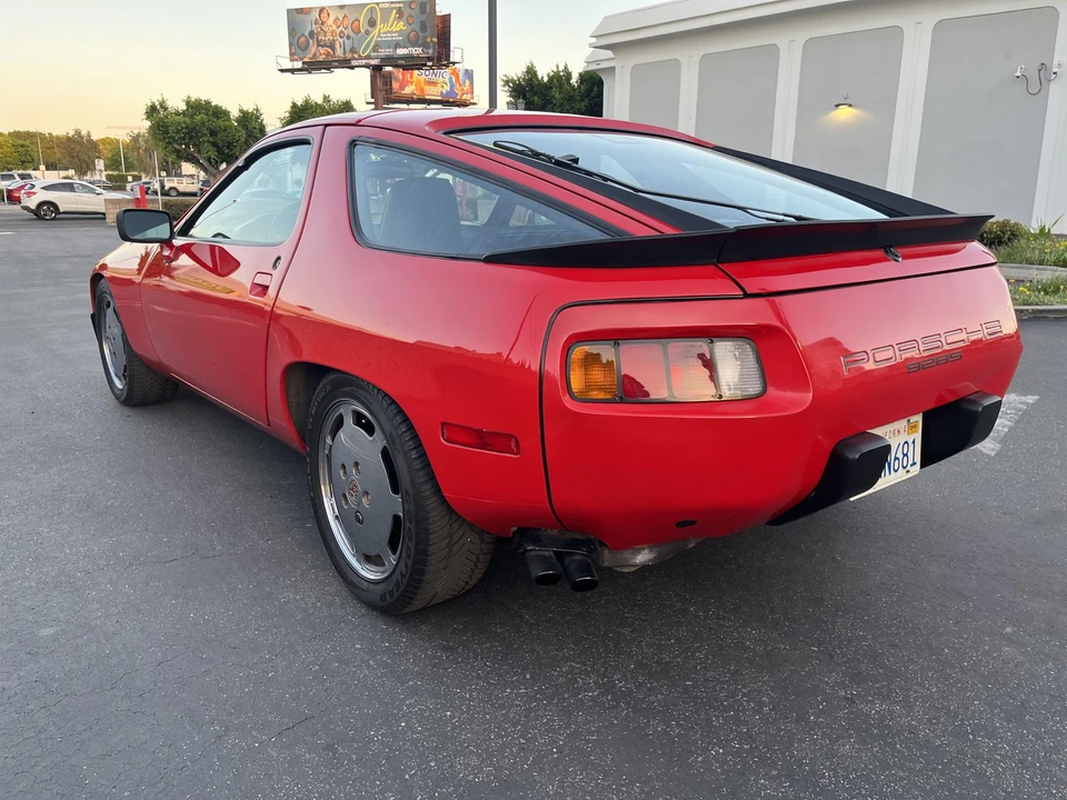 1986 Porsche 928 S - Image 7 of 31
