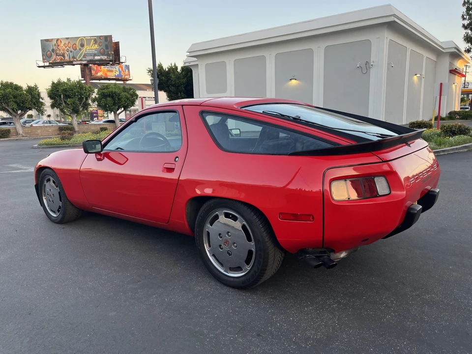 1986 Porsche 928 S - Image 6 of 31